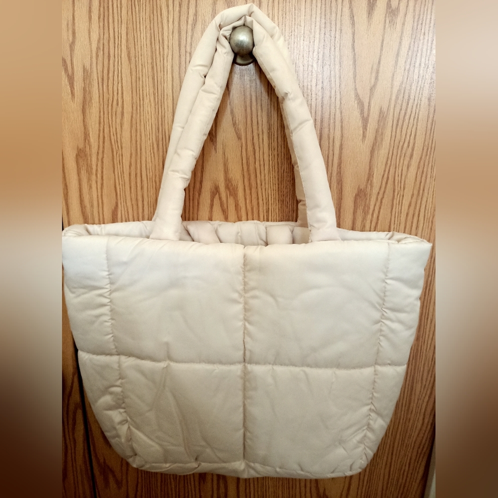H&M Cream padded 2 handle set bag